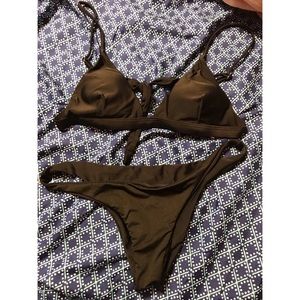 Black bikini
